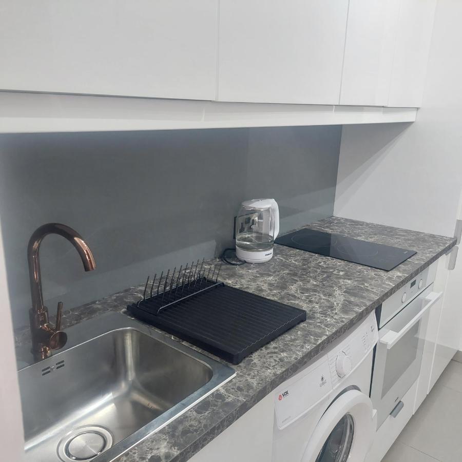 Modern Studio Apartment Armonia Court Paralimni Exterior photo
